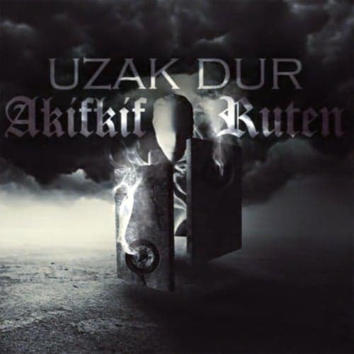 Uzak Dur (feat. Ruten)