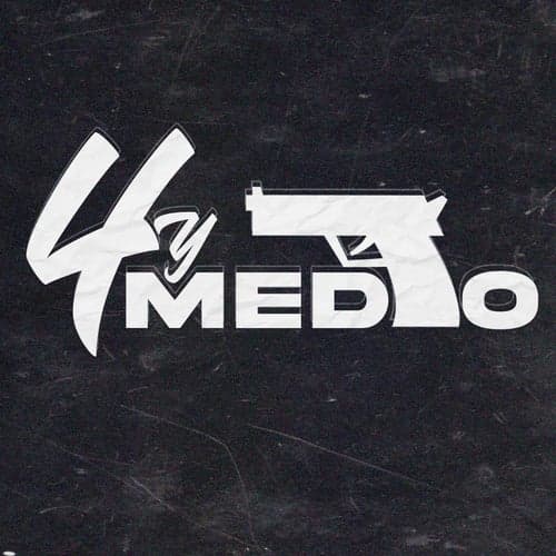4 y Medio (feat. Agus Suarez RMX, CARIEL DJ, DDJ LEO, DJ CRISTIAN!, Fabri Dj, Fedemixx, Franchu RMX & Nan Rmx )
