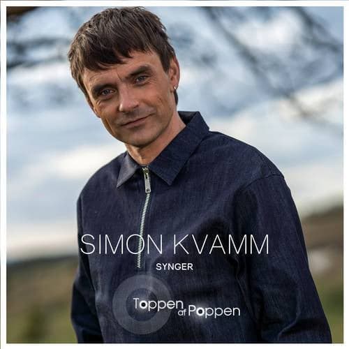 Simon Kvamm Synger Toppen Af Poppen